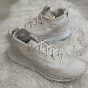 Nike Gore-Tex Cream Sneakers